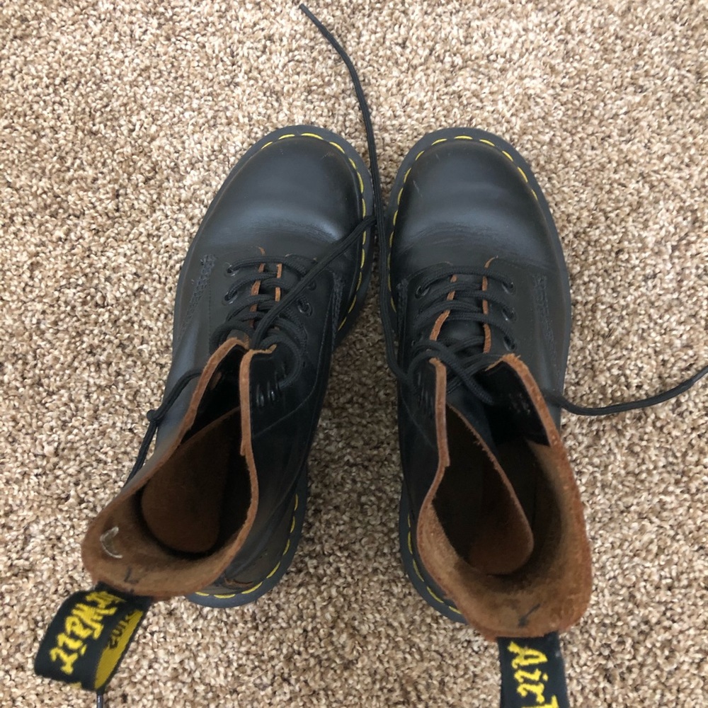 English made Dr. Martens - Picture 3 of 7